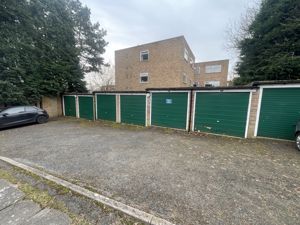 Photo 13- click for photo gallery